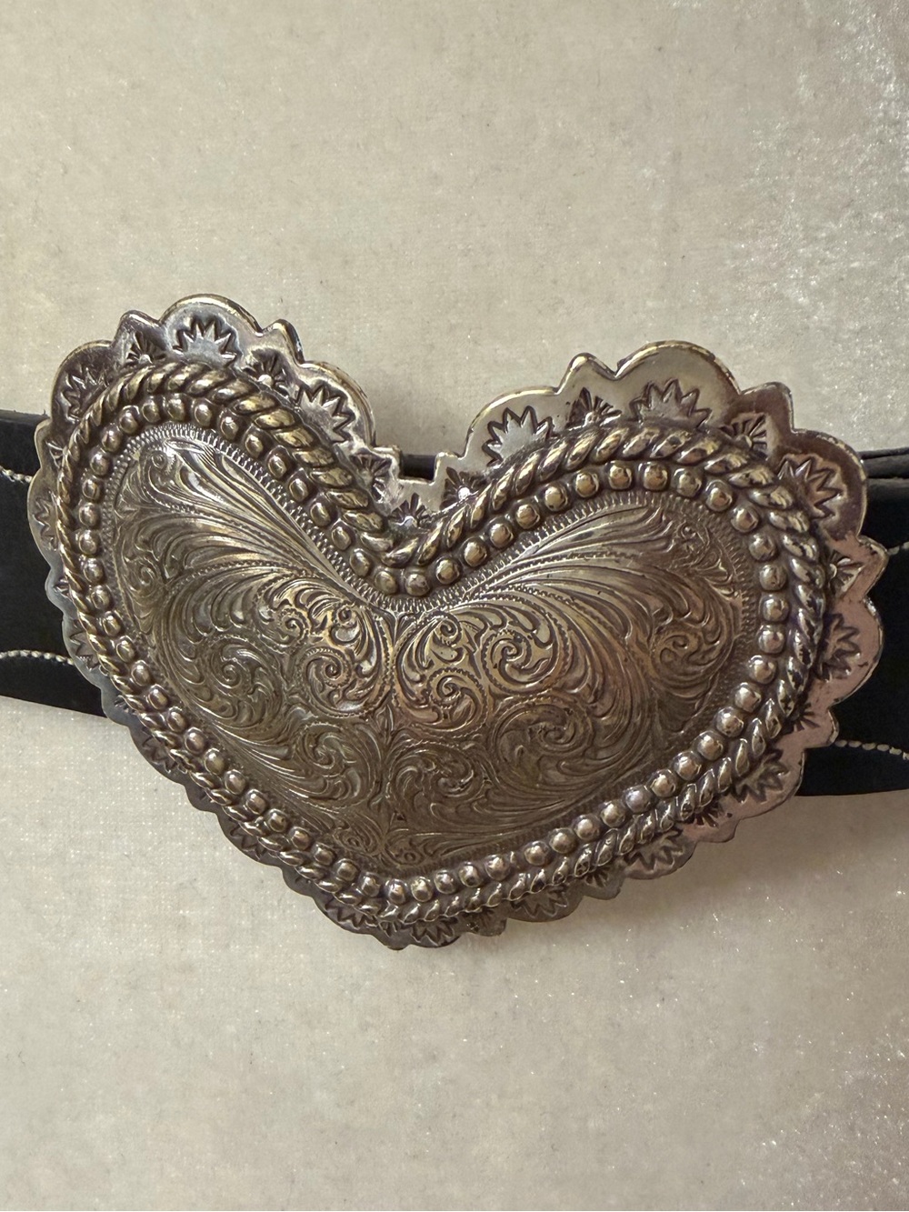 Brighton Black Leather Belt Silver Engraved Filigree Heart Buckle Stitching - Picture 3 of 9